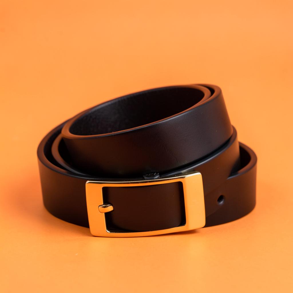 Monogram belt in black with gold buckle